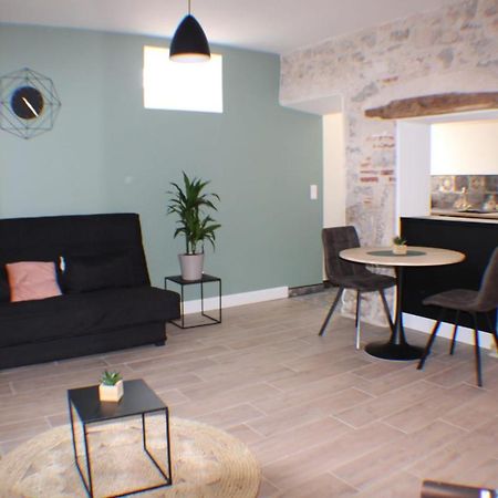 Joli Studio En Rez-De-Chaussee Pradines  Bagian luar foto